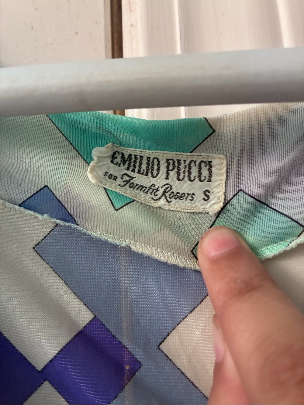 1960s Emilio Pucci for Formfit Roger’s Geometrical Pattern Light Dress - Picture 3 of 5